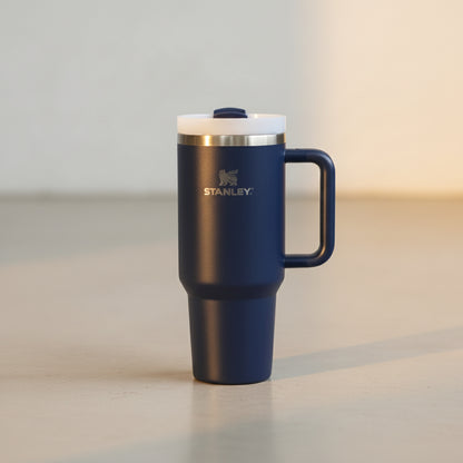 1200ml Stainless Steel Insulated Travel Tumbler with Handle & Straw Lid – Large Capacity Hot & Cold Vacuum Mug
